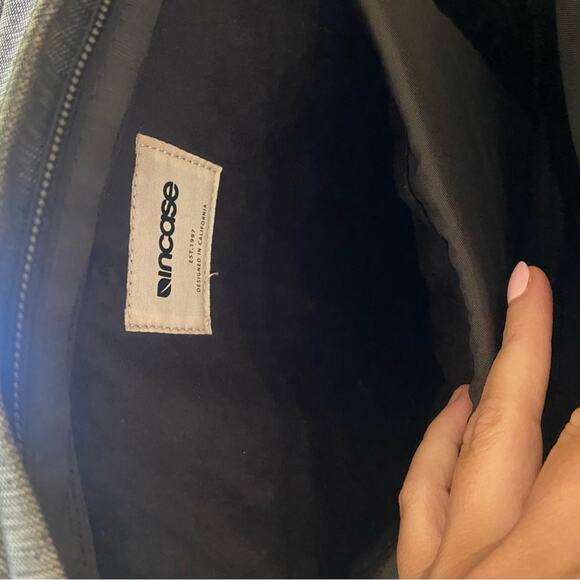 INCASE City Laptop Backpack with Luft branded logo - Picture 8 of 10